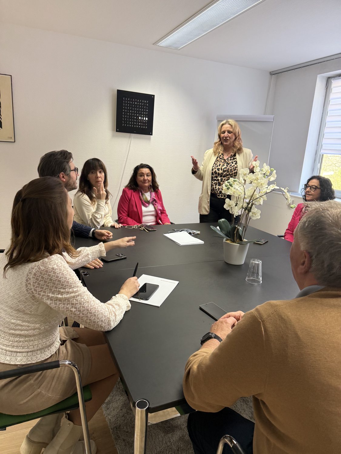Nicole Miriam Reimers bei der Moderation eines Trainings